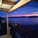 Bay Blue Lejlighed *