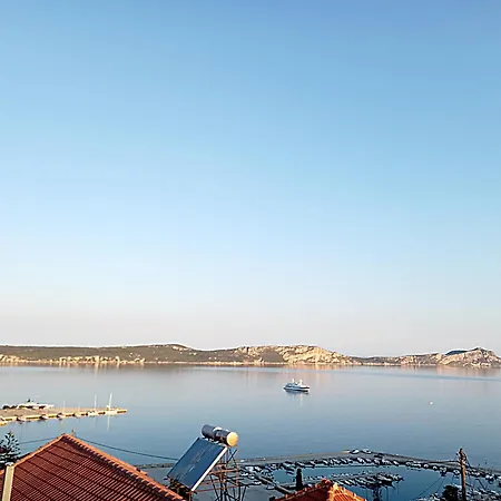 Bay Blue Daire Pylos